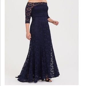 Torrid size 24 NWT NAVY Gown